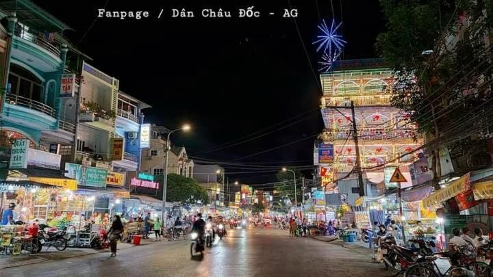 Phu Thong Otel Chau Doc Dış mekan fotoğraf